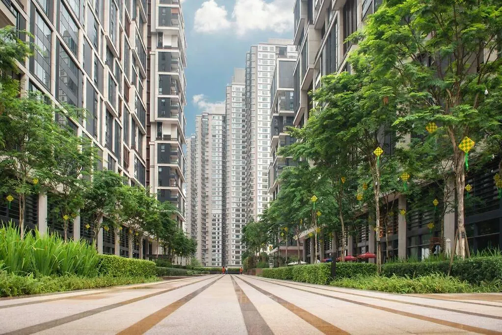 Arcoris Mont Kiara-2-6Px-Netflix-Balcony-Osim-Xbox-Super Fast Internet Apartment Kuala Lumpur