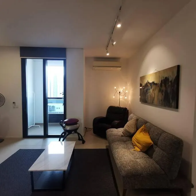 Arcoris Mont Kiara-2-6Px-Netflix-Balcony-Osim-Xbox-Super Fast Internet Apartment Kuala Lumpur